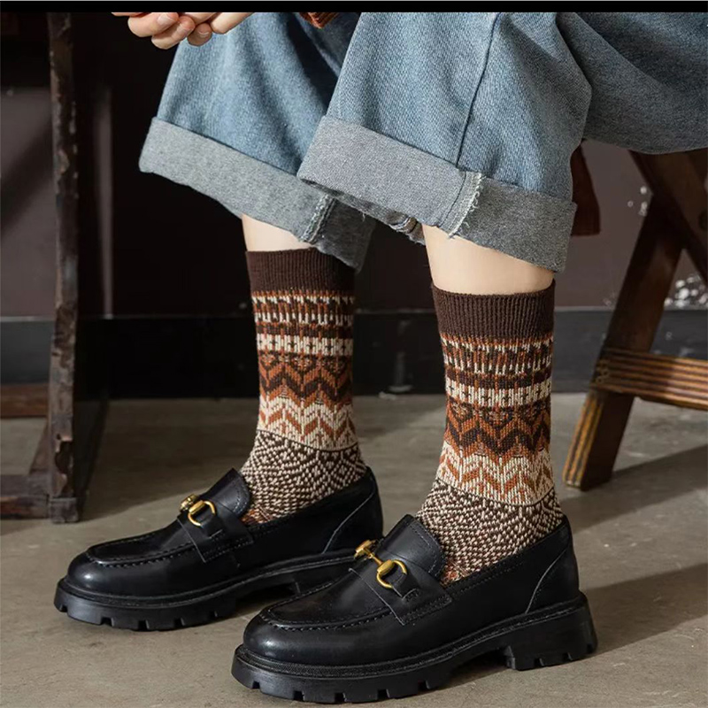 Unisex thick crew winter woolen socks outdoor hiking socks merinos wool Acrylic fashion socks.jpg